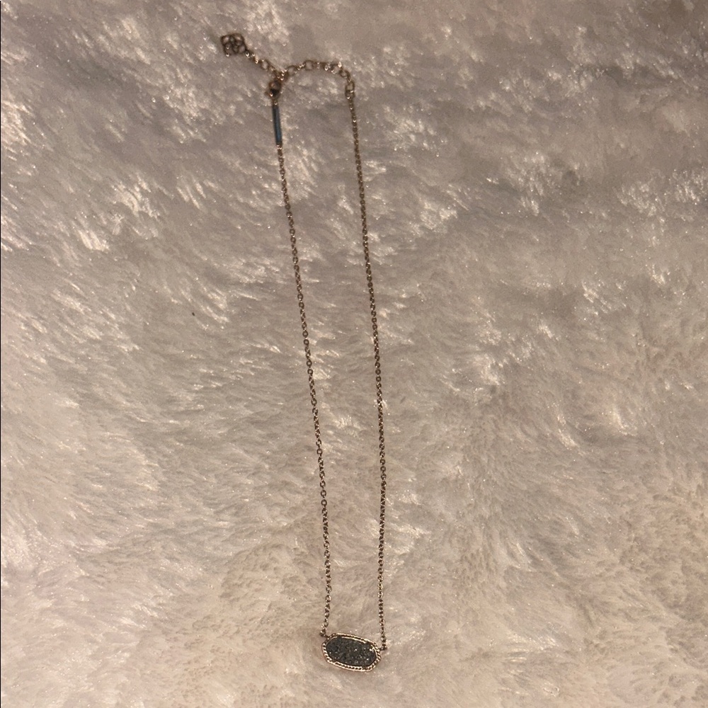 Kendra Scott Elisa pendant grey gold